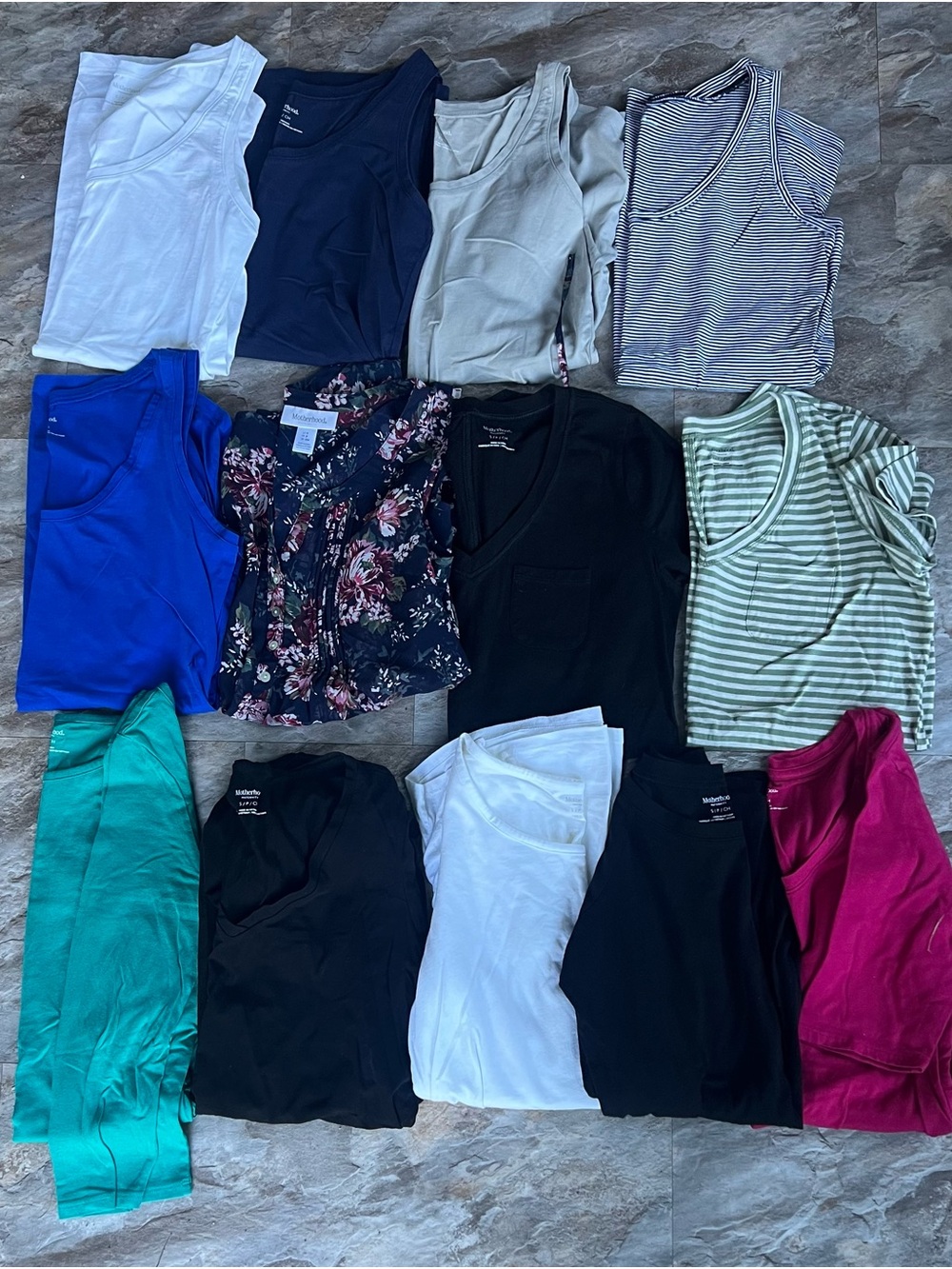 Lot of 13 Motherhood Maternity Tops Size Small